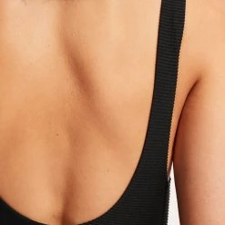 Seafolly Ladies Essentials Retro Tank Maillot - Black -Seafolly shop 10761 640 Black 4