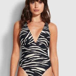Seafolly Ladies Skin DeepDeep V One Piece - Black