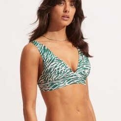 Seafolly Ladies Wild At Heart "V" Neck Crop Top - Evergreen 9 Seafolly Ladies Wild At Heart "V" Neck Crop Top - Evergreen -Seafolly shop 31266 988 Evergreen 3
