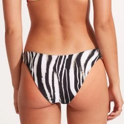 Seafolly Ladies Tropfest Reversible High Cut Pant - Aquamarine 22 Seafolly Ladies Tropfest Reversible High Cut Pant - Aquamarine -Seafolly shop 40305 978 Aquamarine 10