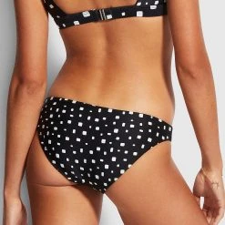 Seafolly Ladies Soft Spot Reversible Hipster - Black 13 Seafolly Ladies Soft Spot Reversible Hipster - Black -Seafolly shop 40473 896 Black 6