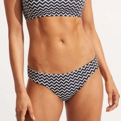 Seafolly Ladies Sienna Hipster Pant - True Navy 9 Seafolly Ladies Sienna Hipster Pant - True Navy -Seafolly shop 40473 976 True 20Navy 3