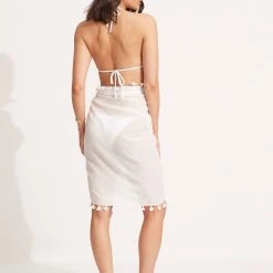 Seafolly Ladies Cotton Gauze Sarong - White -Seafolly shop 52965 SG White 3 cd89b245 492f 4aca bcef 90667b6d1527