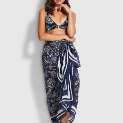 Seafolly Ladies Folklore Pareo- True Navy -Seafolly shop 54602 SG True 20Navy 1 bae33c2a d9e3 4762 9673 de6c4d317a5c