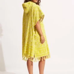 Seafolly Ladies SF Monogram Towel Poncho - Wild Lime 9 Seafolly Ladies SF Monogram Towel Poncho - Wild Lime -Seafolly shop 71867 TL Wild 20Lime 3